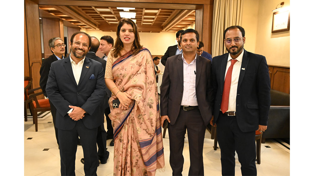 Some moments from the post-programme networking dinner at The Bengal Club on 28th September 2023.