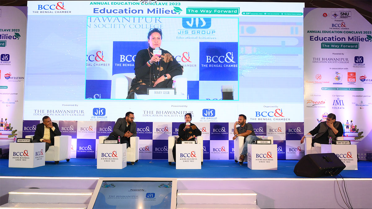  The Panel Discussion on Innovations in Academia: The Unconventional Study Subjects was moderated by Mr. Sumit Das Gupta