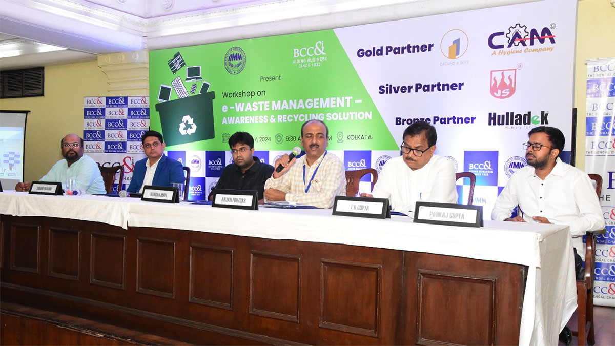 (Technical Panel) L-R: Mr. Anindya Banerji, SPOC, E-Waste Management, WBEIDC (WEBEL), Mr. Soham Prabhu, CEO, Sky & CAM Industrial Services, Mr. Nandan Mall, Founder and CMD, Hulladek Recycling Pvt Ltd, Mr. Anjan Fouzdar, Environmental Engineer, Waste Management Cell, WBPCB, Dr. T K Gupta , Chief Technical Advisor, WBPCB & Mr.  Pankaj Gupta, BD Manager, J S Pigments.