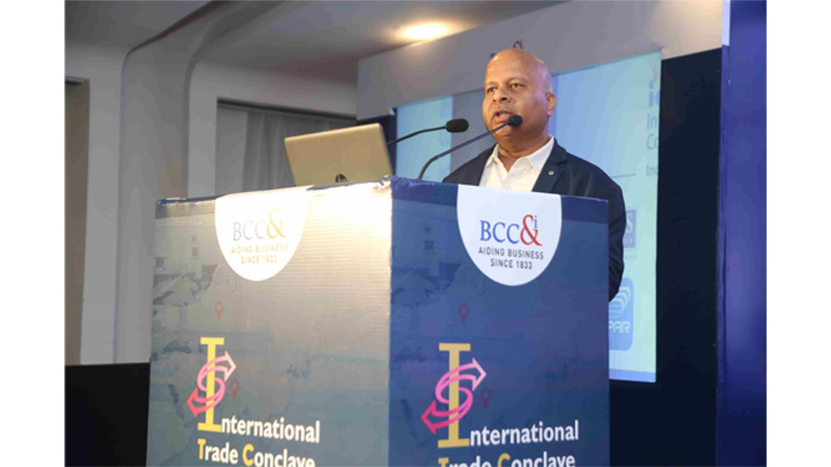 Guest of Honour, Mr. Vivek Johri, Former Chairman, Central Board of Indirect Taxes and Customs speaking at the Opening Sesssion.