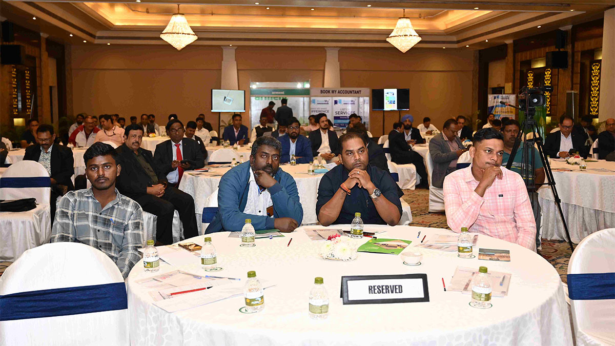 Audience during the Conclave