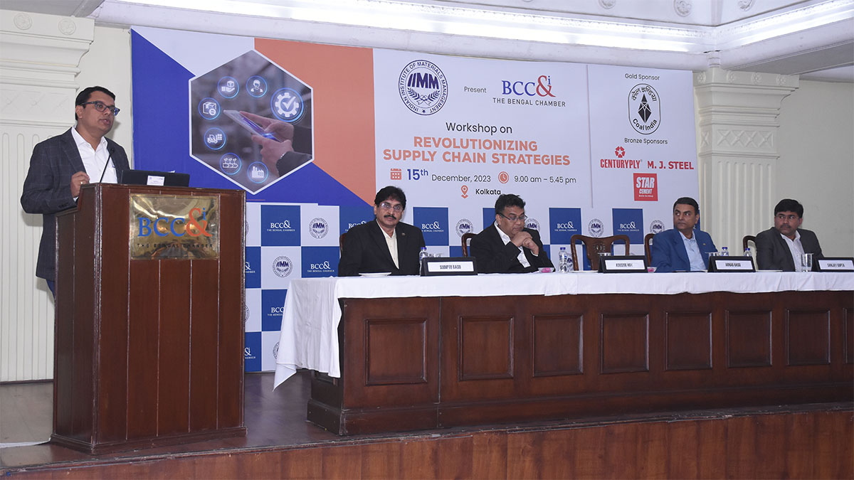 (L to R): Mr. Arnab Basu, President Designate, The Bengal Chamber of Commerce and Industry and Advisory Leader, PwC India, Mr. Sudipto Basu – Former Regional Head of Materials – Hindalco, Blue Star, Sterling & Wilson and Chairman MDP & Consultancy Services and Faculty at Indian Institute of Materials Management, Mr. Koushik Roy – Chairman - Indian Institute of Materials Management, Kolkata Branch, Mr. Sanjay Gupta, Former Head of Supply Chain – PepsiCo, Project Management Consultant & Business Strategist, Secretary & Faculty at Indian Institute of Materials Management and Mr. Sajal Das – General Manager (Procurement) – Linde India Ltd.