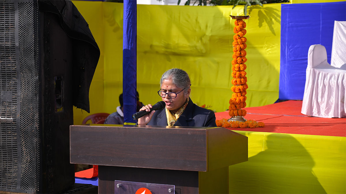 Ms. Mira Bhattacharya, Director Techno India Group World School welcoming the teams with her inaugural speech