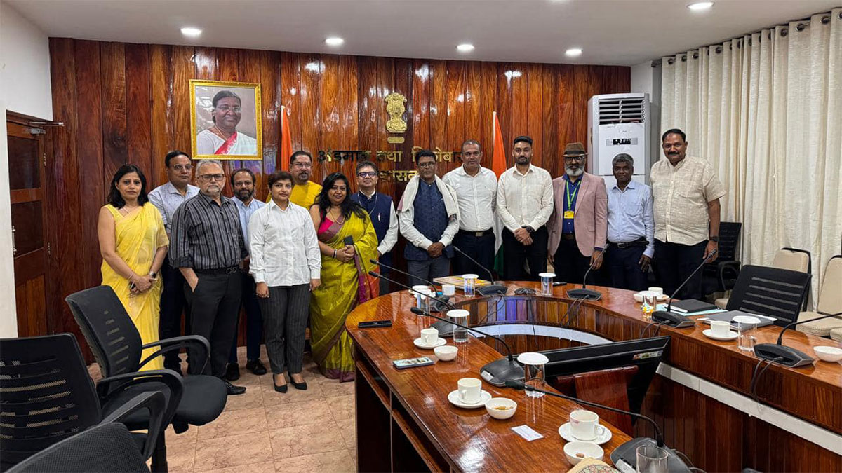 The Bengal Chamber’s B2B Delegation met with Shri Keshav Chandra, IAS, Chief Secretary of the Andaman and Nicobar Islands, to promote and execute the Ministry of Tourism, Government of India’s various programmes on 17th May 2024 at Port Blair, Andaman.