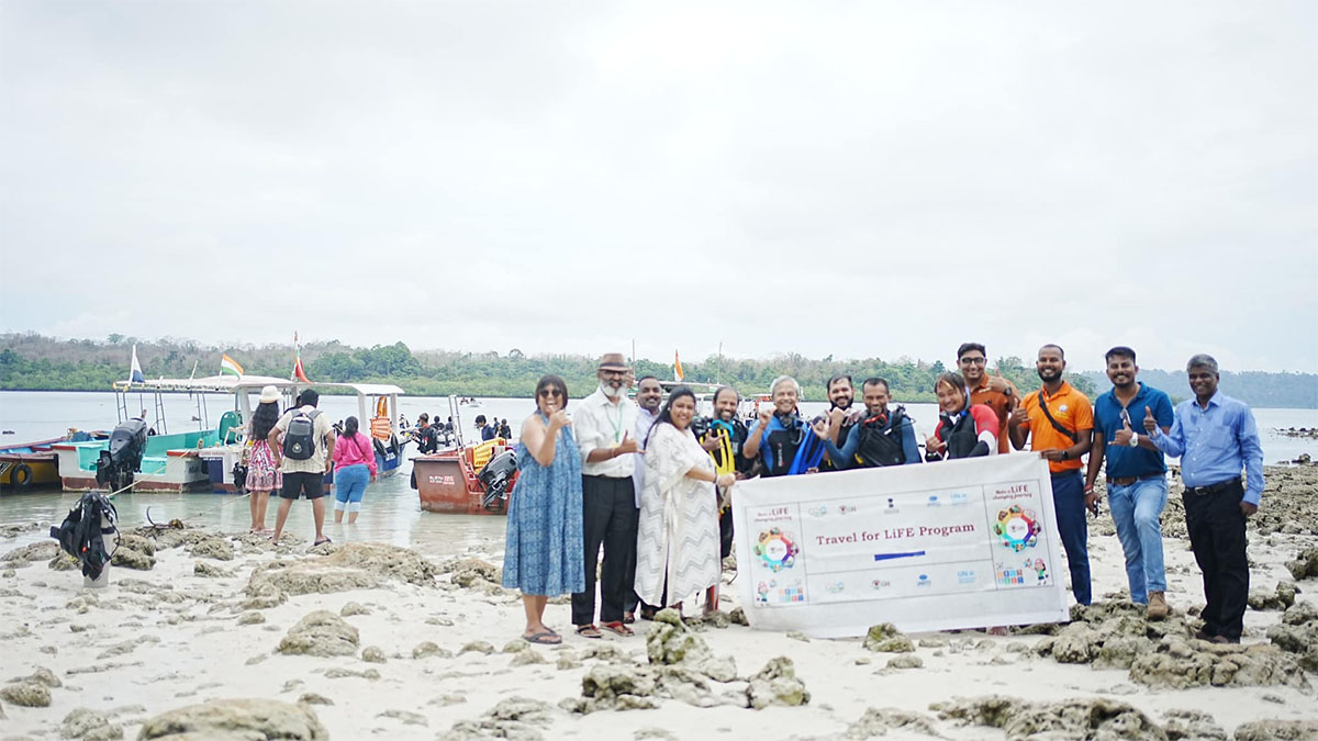 Shri Pranav Prakash, Regional Director, India Tourism, Kolkata, Ministry of Tourism Government of India, along with a team of Scuba divers and BCC&I Secretariat posed for a picture promoting Ministry of Tourism, Government of India’s Travel for Life programme at the BCC&I’s Scuba in Havelock Initiative scheduled from 19th to 21st May 2024 at Havelock, Andaman.