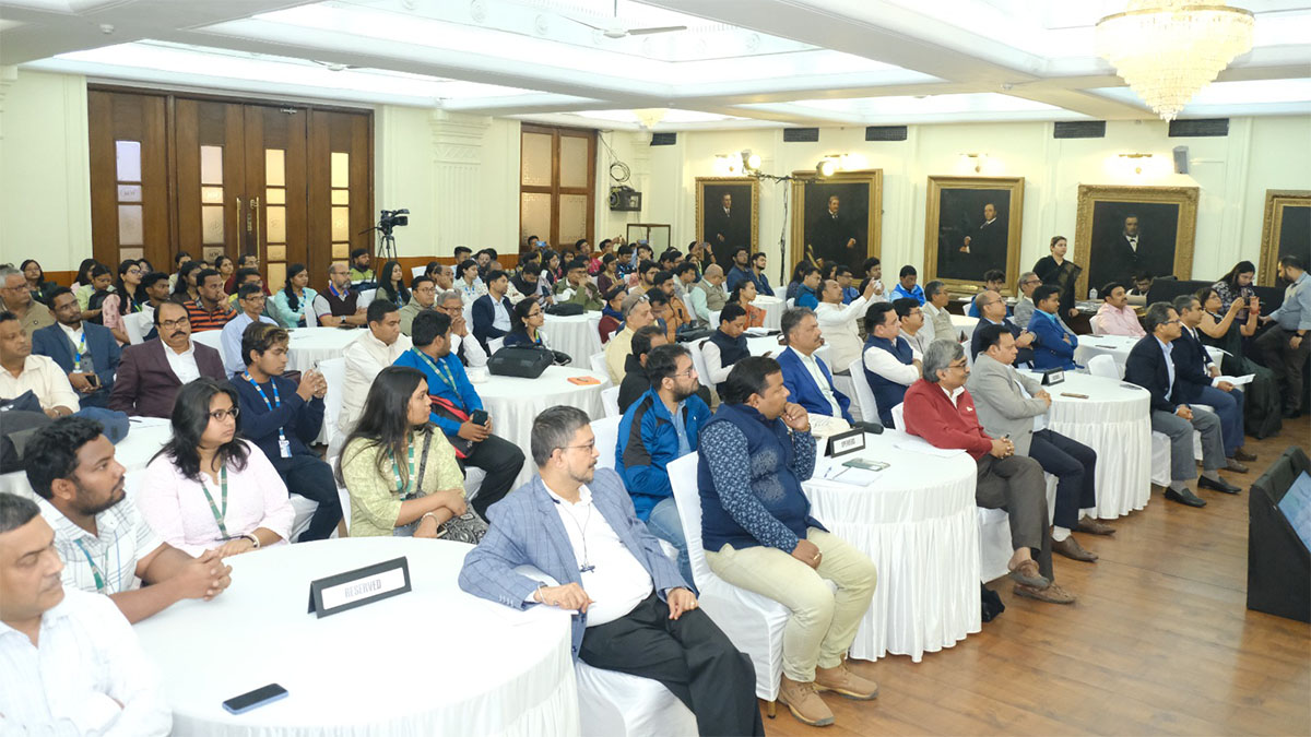  Distinguished audience comprised of industry leaders