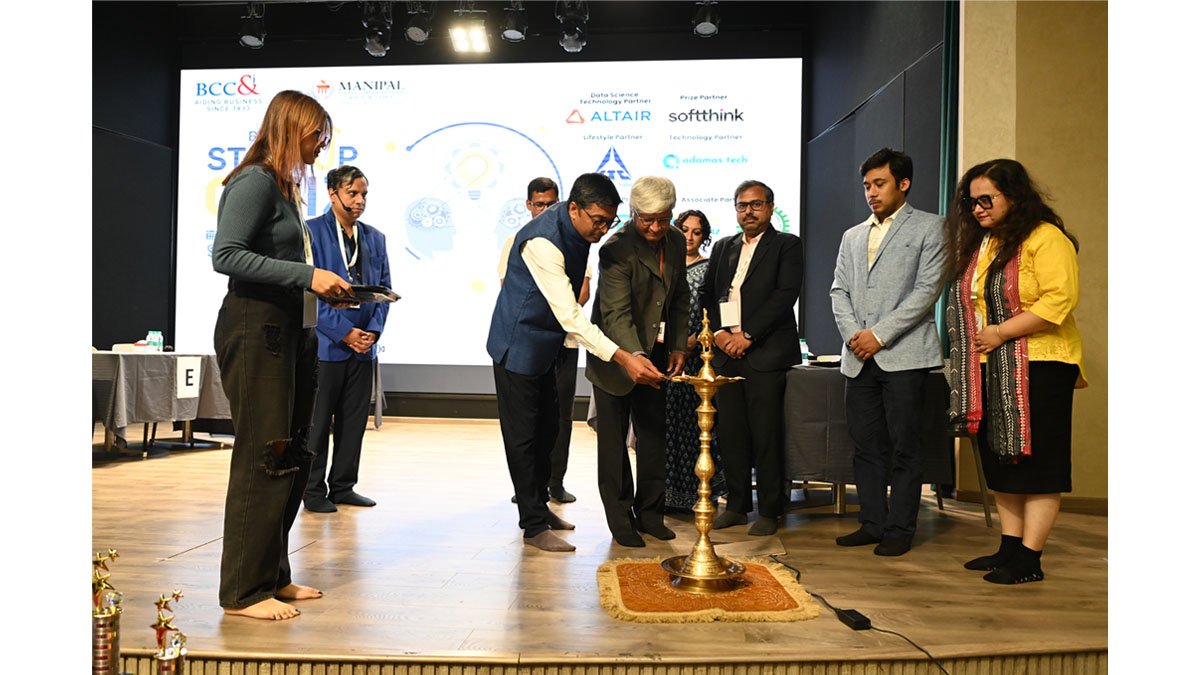 Lamp lighting ceremony graced by -Mr. Ashwath Anand Rao, Professor of Commerce, Manipal Academy of Higher Education (MAHE); Mr. Jayanta Kumar Saha, Director, Softthink Intelligent Solutions Pvt Ltd; Mr. Gaurav Yadav, Deputy Director Admissions, Manipal Academy of Higher Education (MAHE); Mr. Rajat Subhra Roy, Director- Adamas Tech Consulting Pvt Ltd; Ms. Angana Guha Roy Chowdhury, Assistant Director General, The Bengal Chamber of Commerce & Industry.